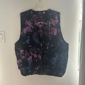 Insomniac Vest in Large - 100% Cotton